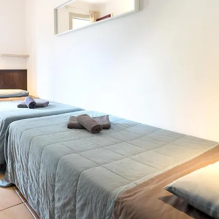 A 100 M De Playa. Calella Palafrugell * Calella De Palafrugell